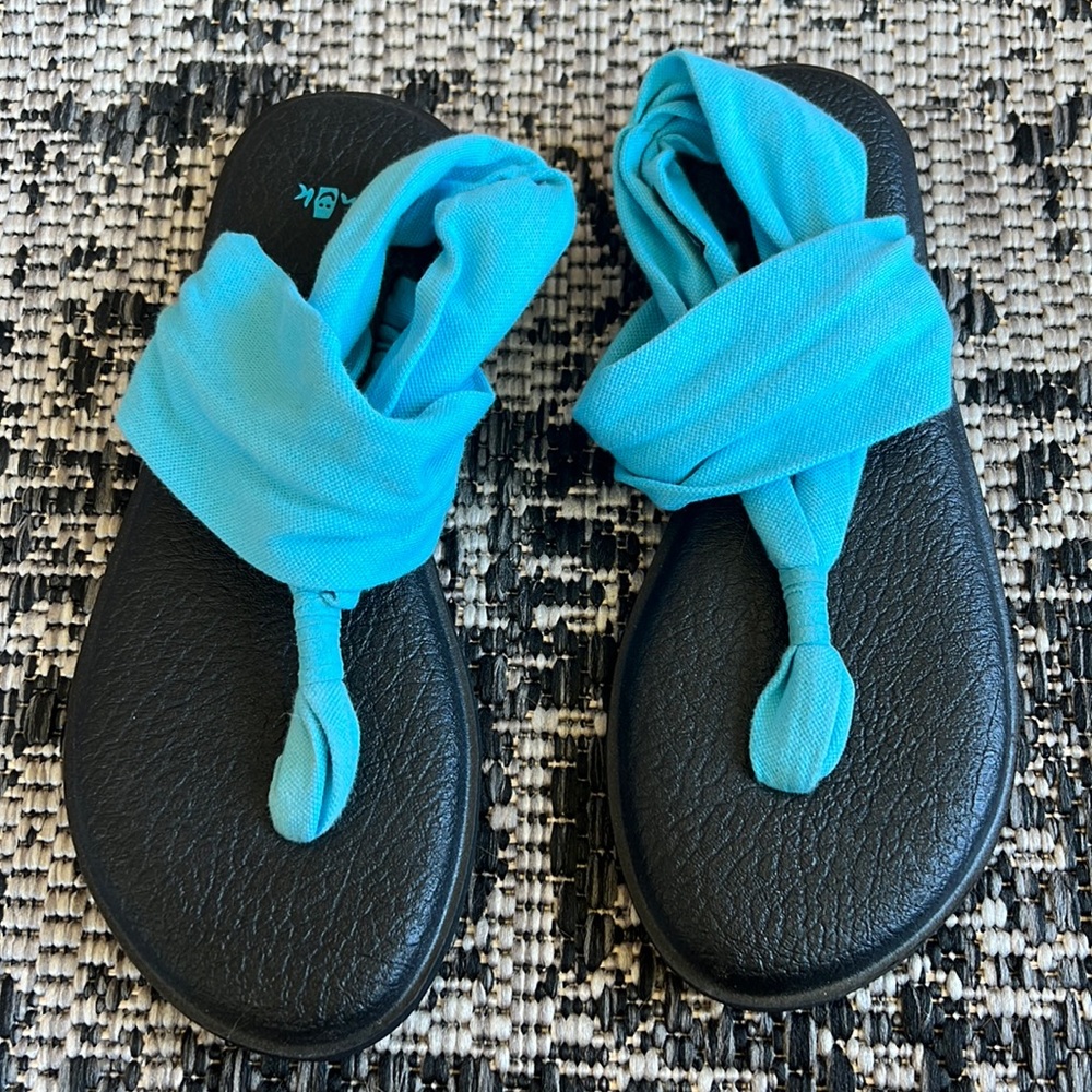 Sanuk Sandal